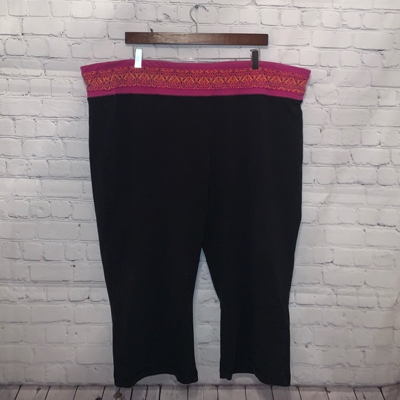 Livi Active Pants - Livi Active Black & Pink leggings size 26/28